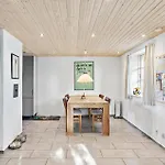 4 Bedroom Gorgeous In