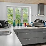 4 Bedroom Gorgeous In 펜션 *