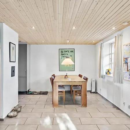 4 Bedroom Gorgeous In