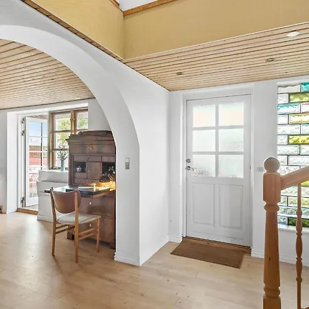 4 Bedroom Gorgeous In