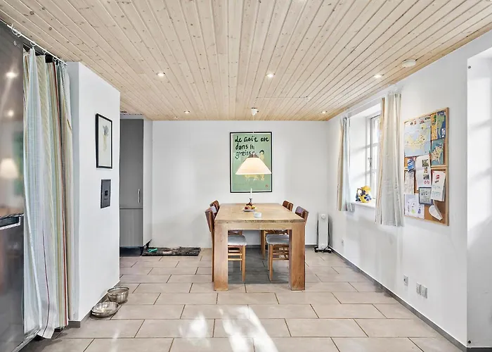 4 Bedroom Gorgeous In