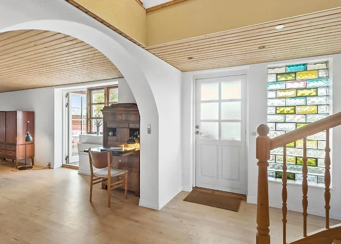 4 Bedroom Gorgeous In