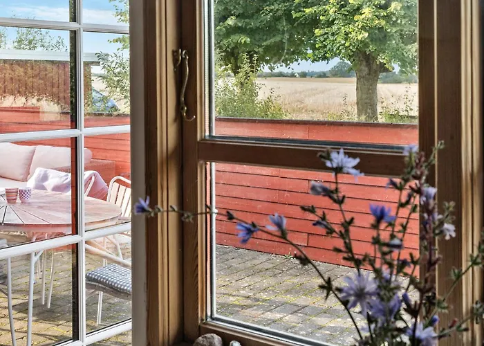 Casa vacanze 4 Bedroom Gorgeous In Nørre Alslev